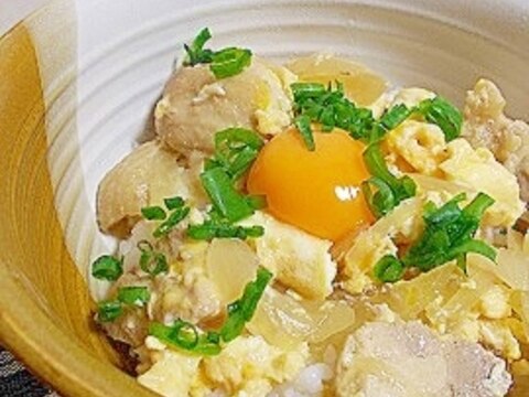 ダブルたまごのお肉ぷりぷり親子丼